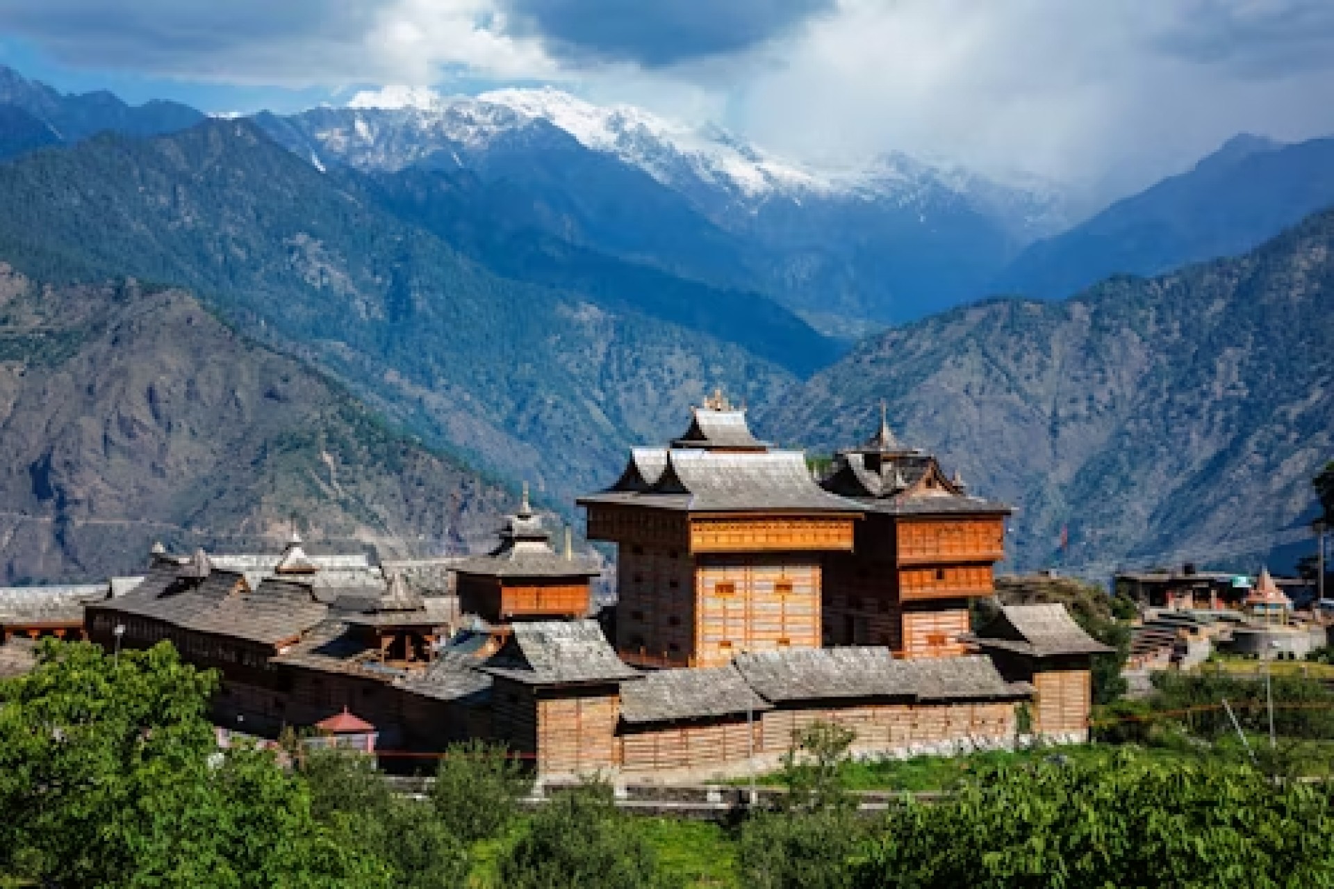 Nepal i Bhutan el Drac del Tron [EXODE 2025]