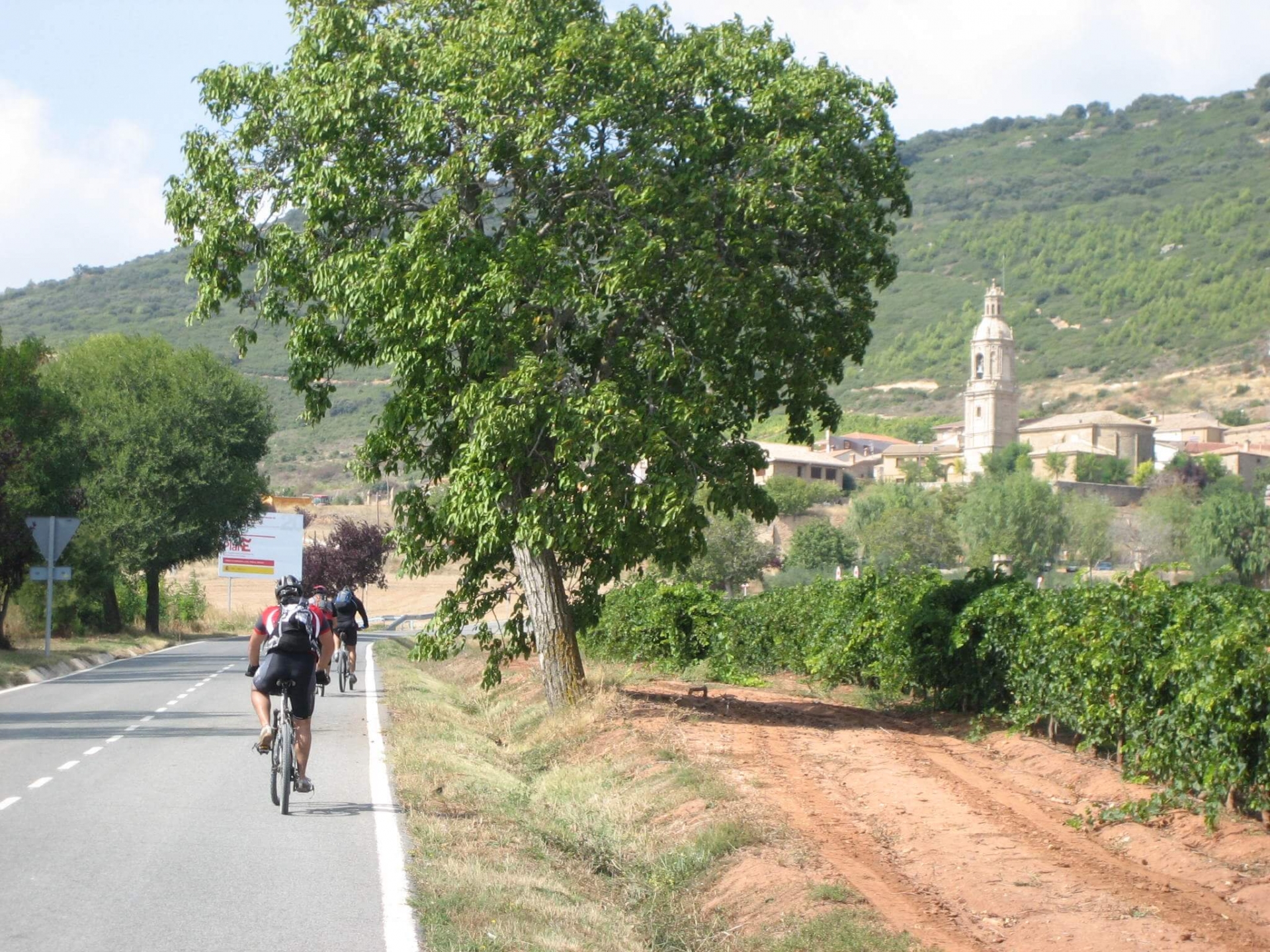 Camino Francés Clásico León a Santiago [BIKE 2025]