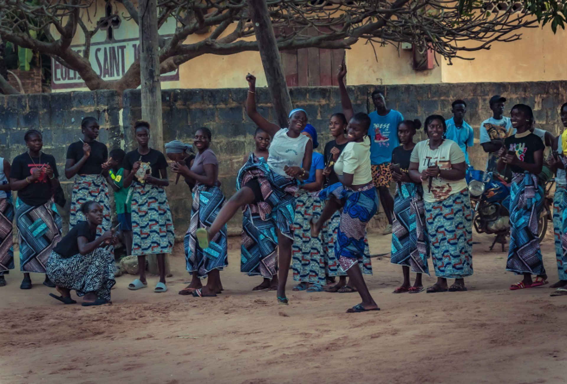 29 DES. - ESPECIAL FESTIVAL ABENÉ (Terra de baobabs) [EXODE 2026-2027]