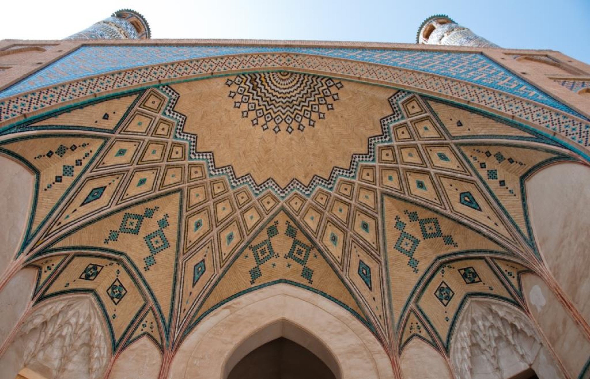 30MAR UZBEKISTAN  SETMANA SANTA [EXODE 2026]